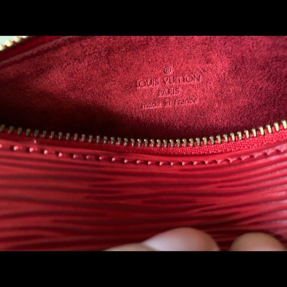 LOUIS VUITTON SOUFFLOT HANDBAG - Picture 7 of 13